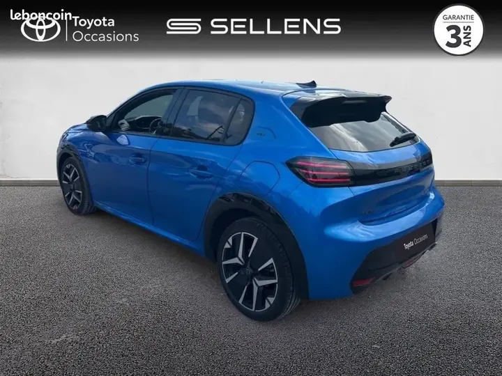 Peugeot 208 2025 photo 2