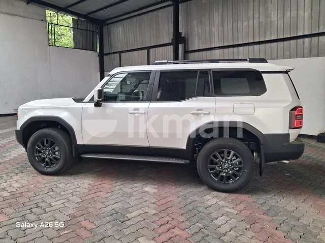 Toyota Land Cruiser Prado 2026 photo 3