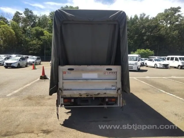 Toyota Dyna 2018 photo 5