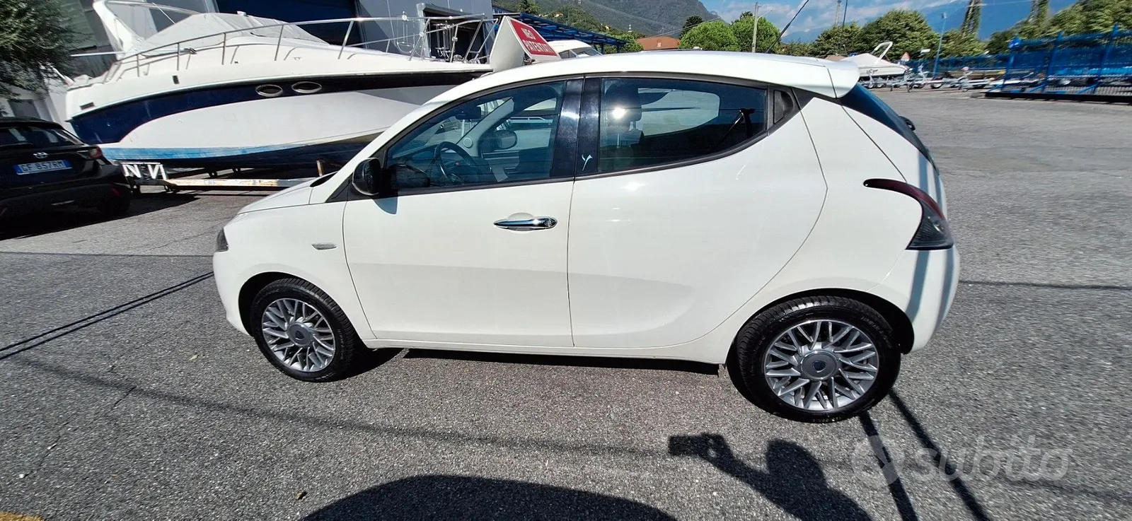 Lancia Ypsilon 2013 photo 4