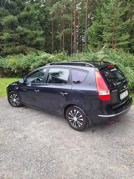 Hyundai I30 2010 photo 3