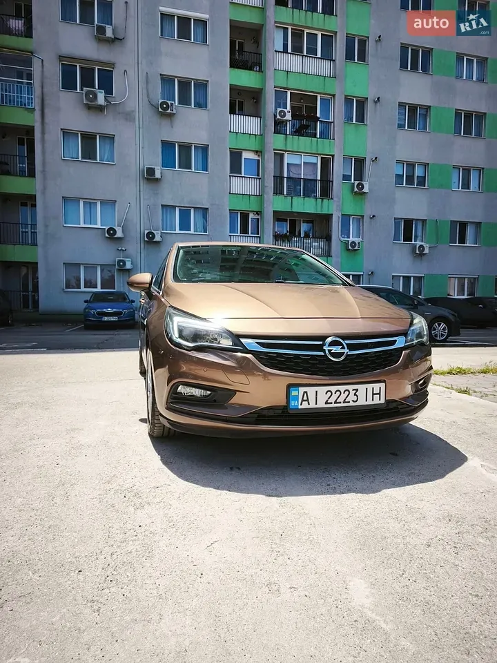 Opel Astra 2017 photo 2