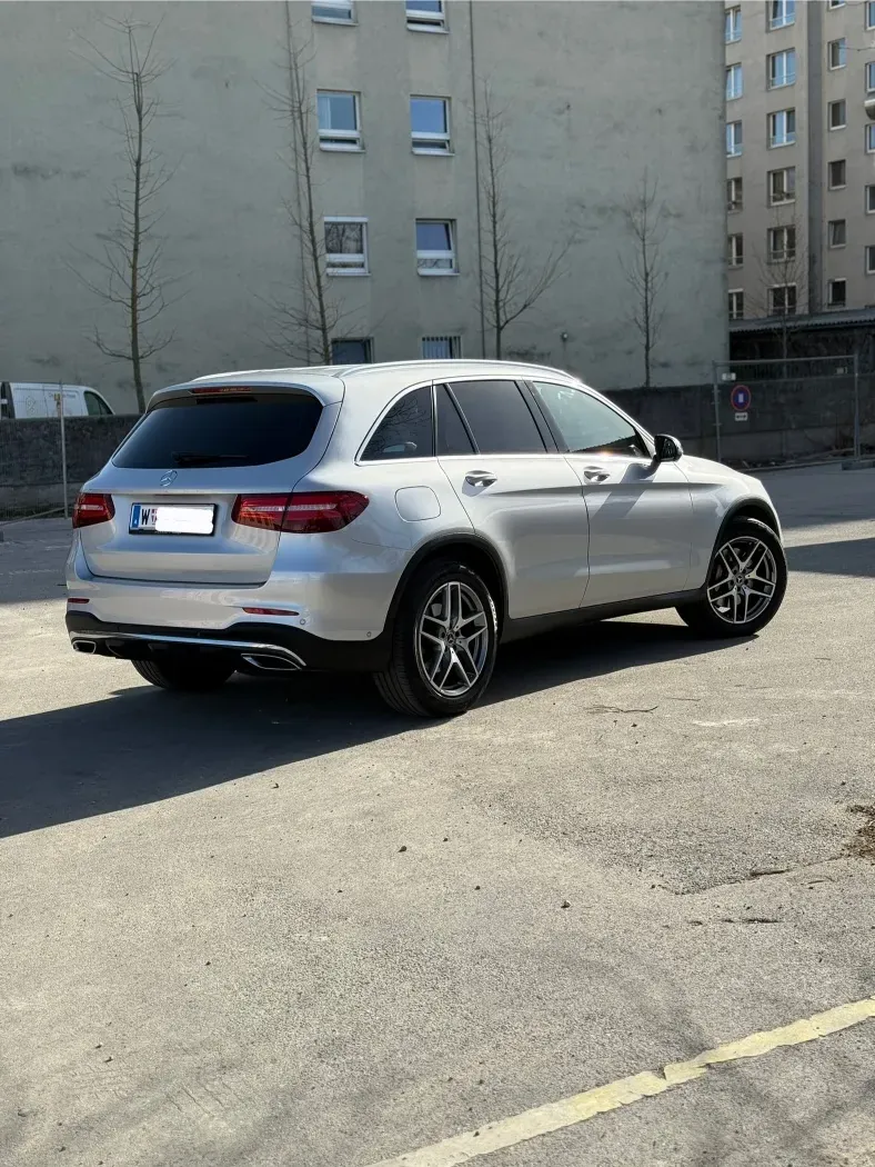 Mercedes-Benz Glc-Class 2018 photo 2