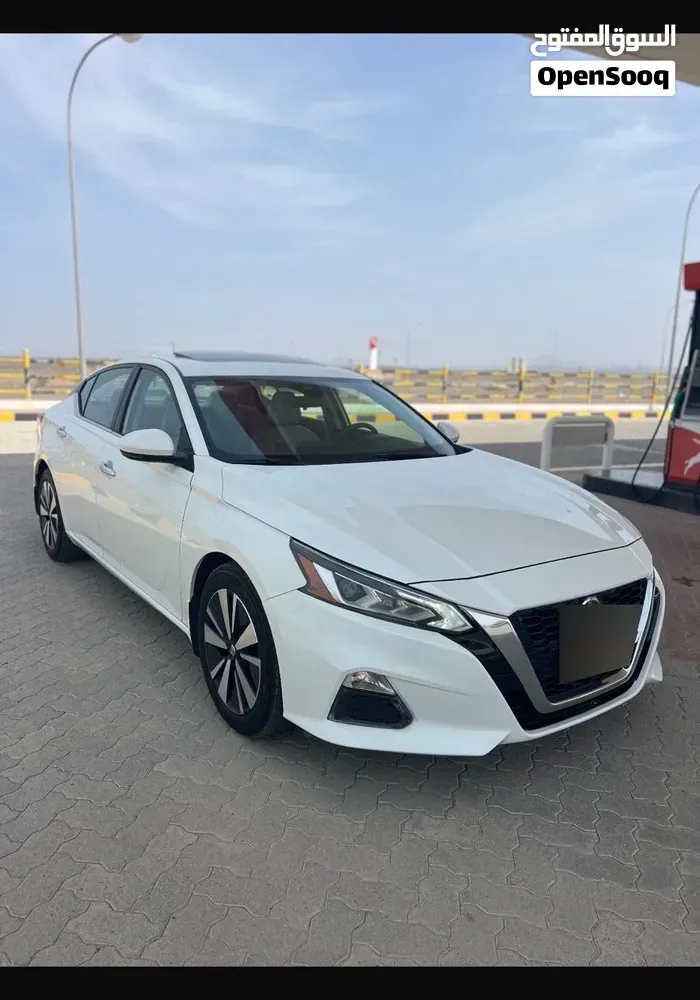 Nissan Altima 2022 photo 2