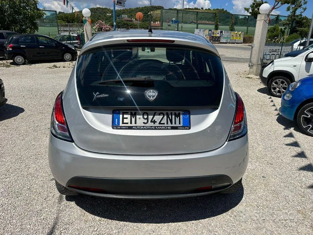 Lancia Ypsilon 2012 photo 5