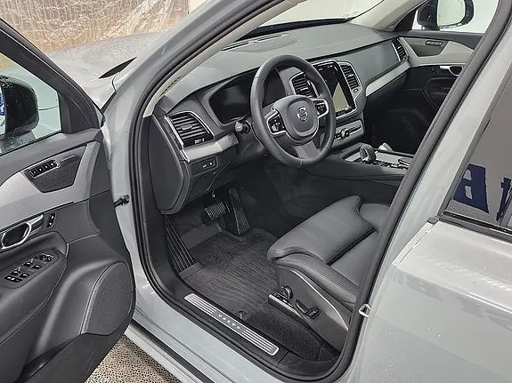 Volvo Xc90 2025 photo 2