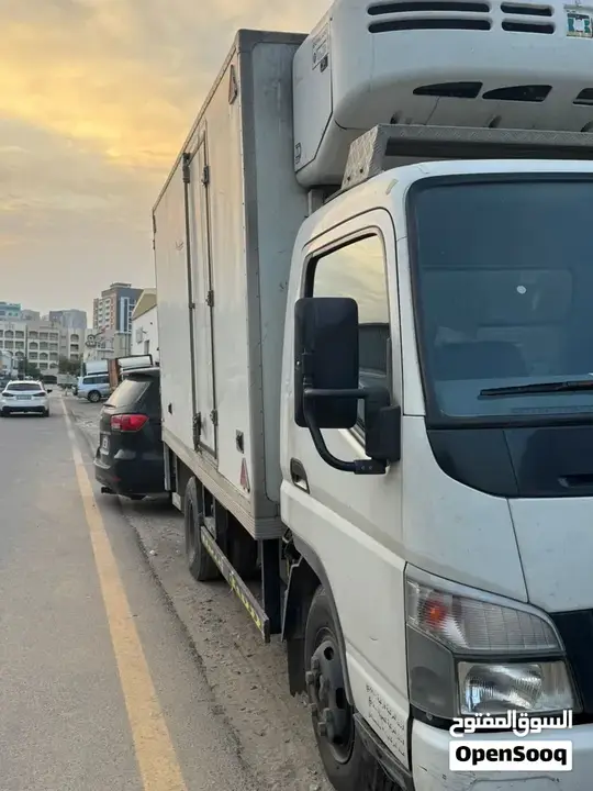 Mitsubishi Canter 2011 photo 4