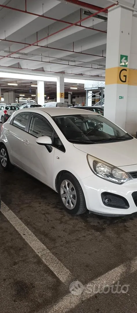 Kia Rio 2014 photo 4