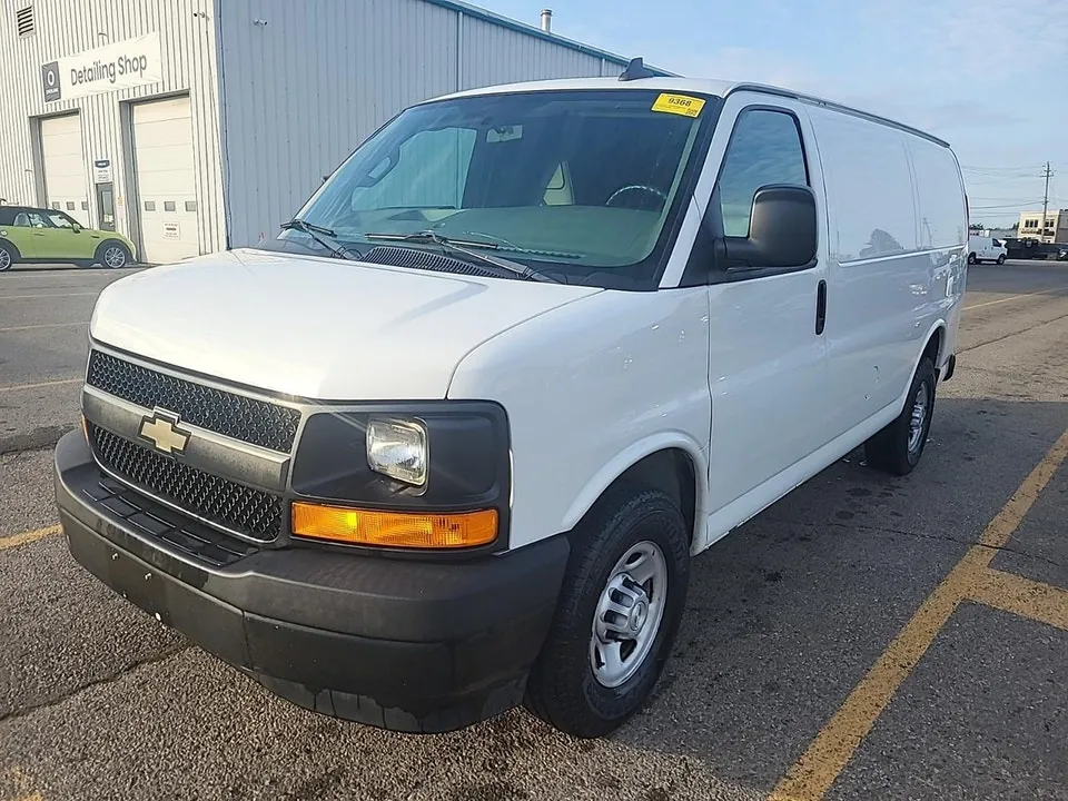Chevrolet Express 2017 photo 3