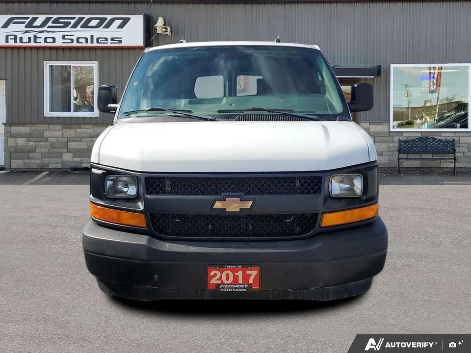 Chevrolet Express 2017 photo 2