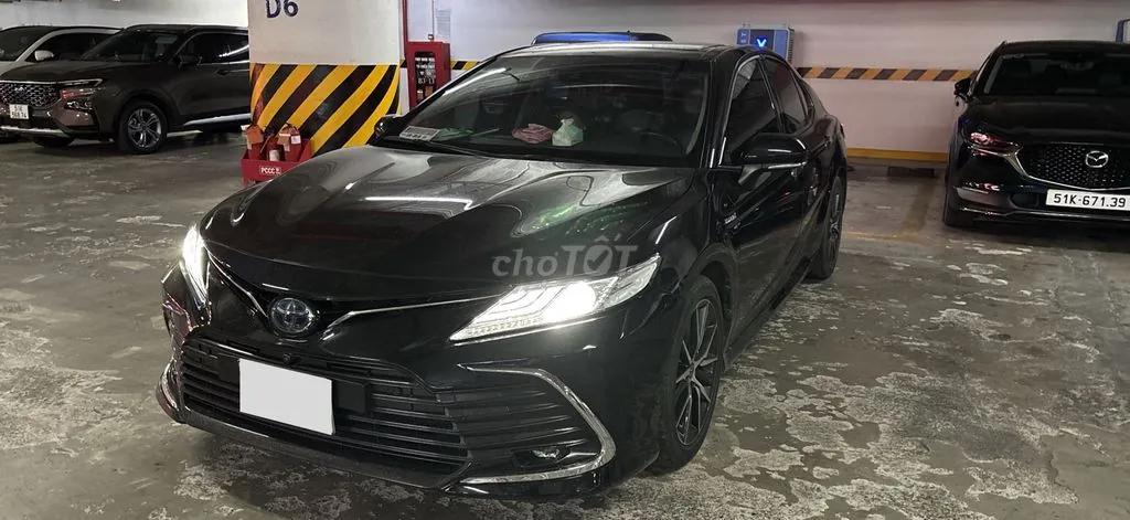 Toyota Camry 2022 photo 3