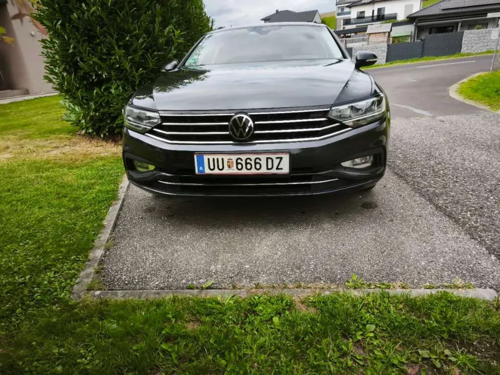 Volkswagen Passat 2022 photo 3