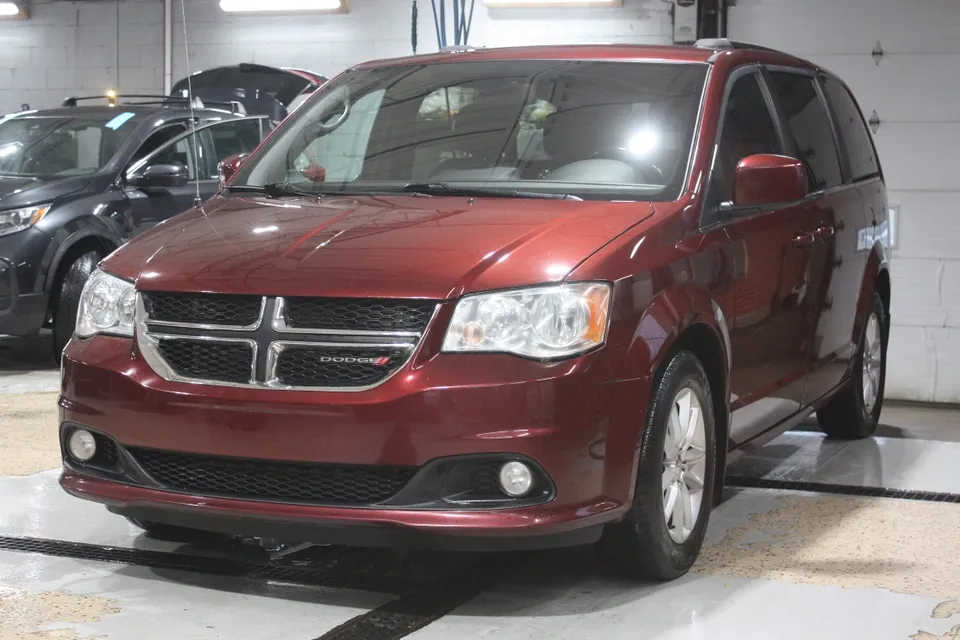 Dodge Grand Caravan 2020 photo 3
