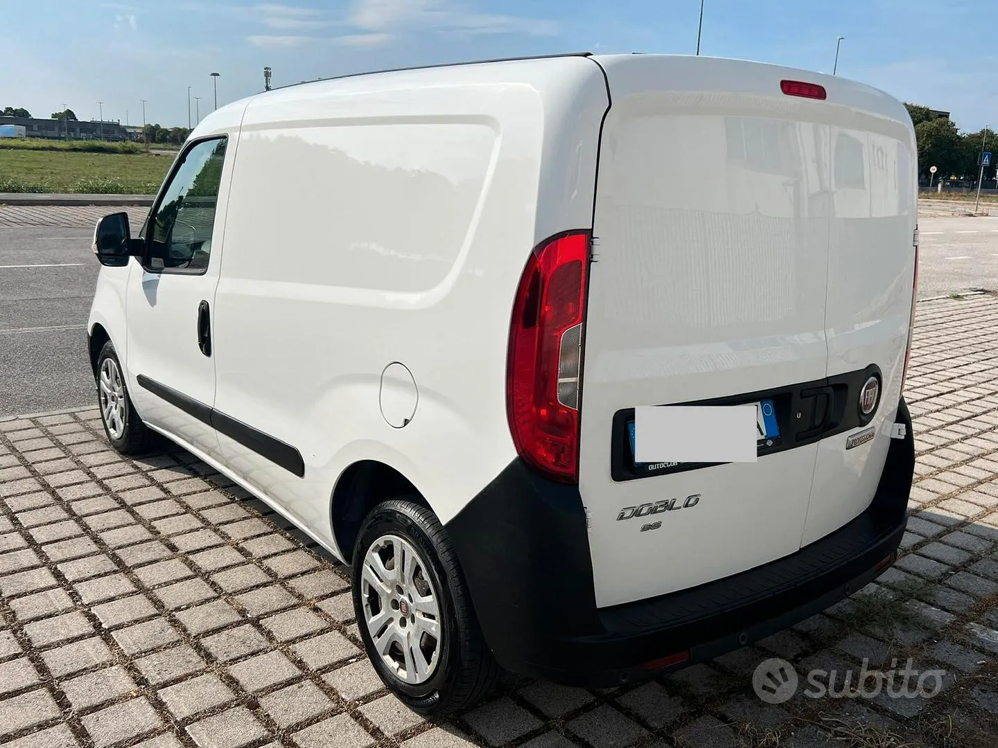 Fiat Doblo 2018 photo 2
