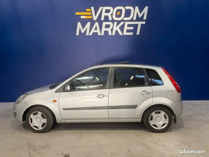 Ford Fiesta 2006 photo 2