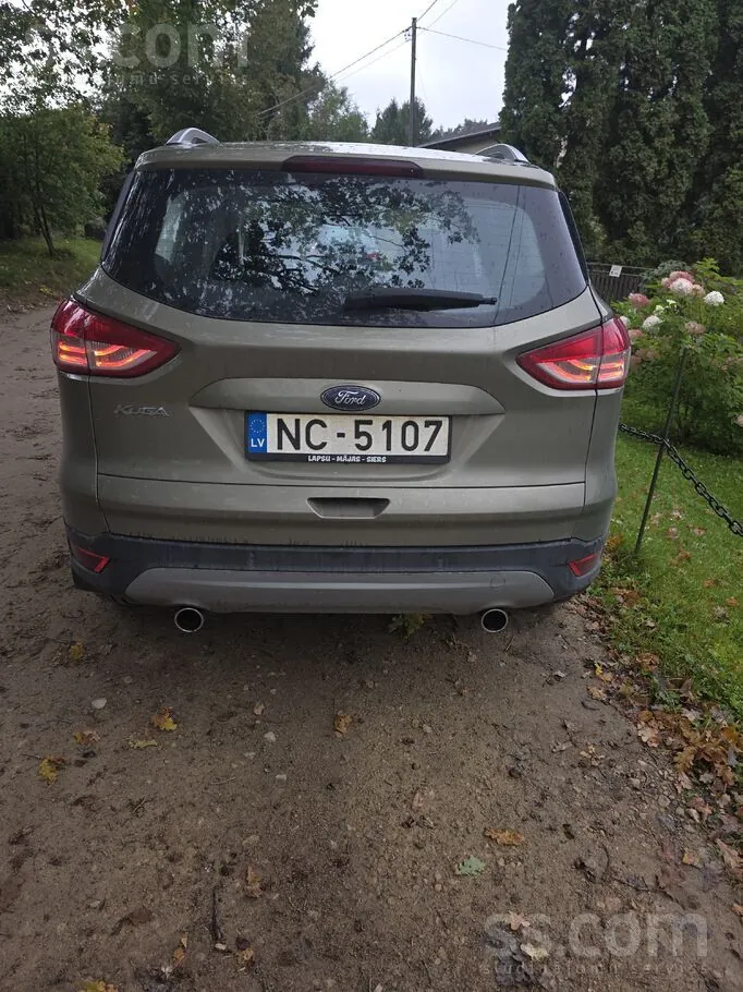 Ford Kuga 2013 photo 2