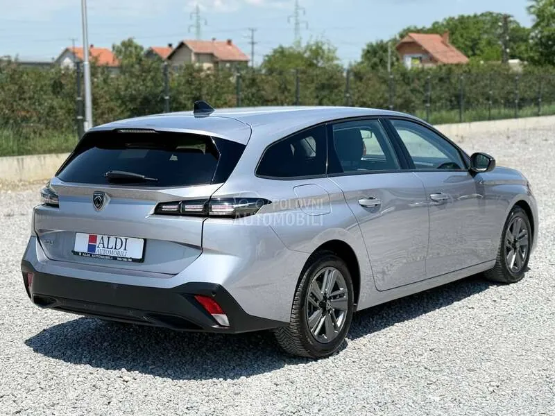 Peugeot 308 2022 photo 5