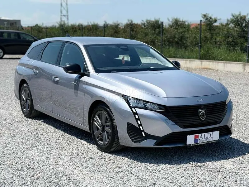 Peugeot 308 2022 photo 3