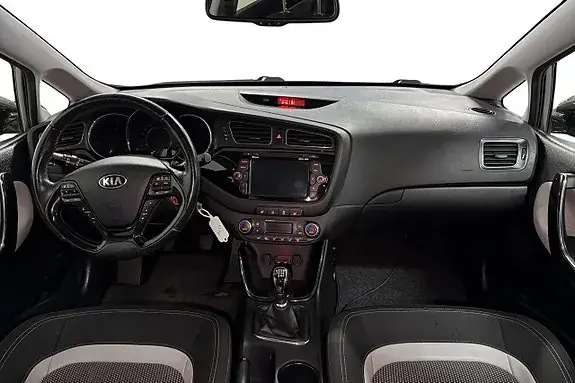 Kia Ceed 2015 photo 5