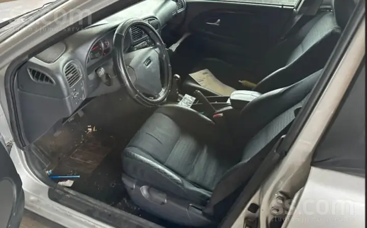 Volvo V40 2005 photo 5