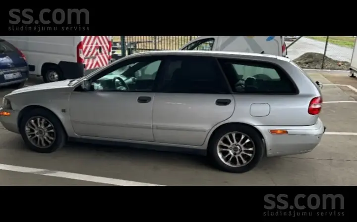 Volvo V40 2005 photo 3