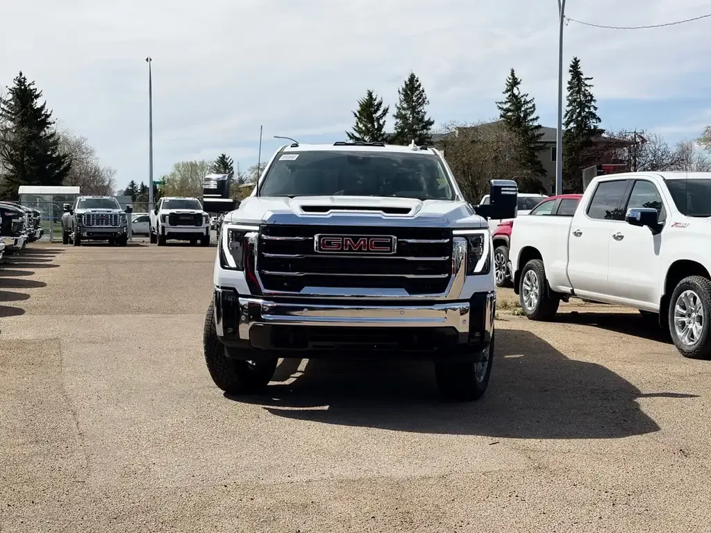 GMC Sierra 3500Hd 2026 photo 2