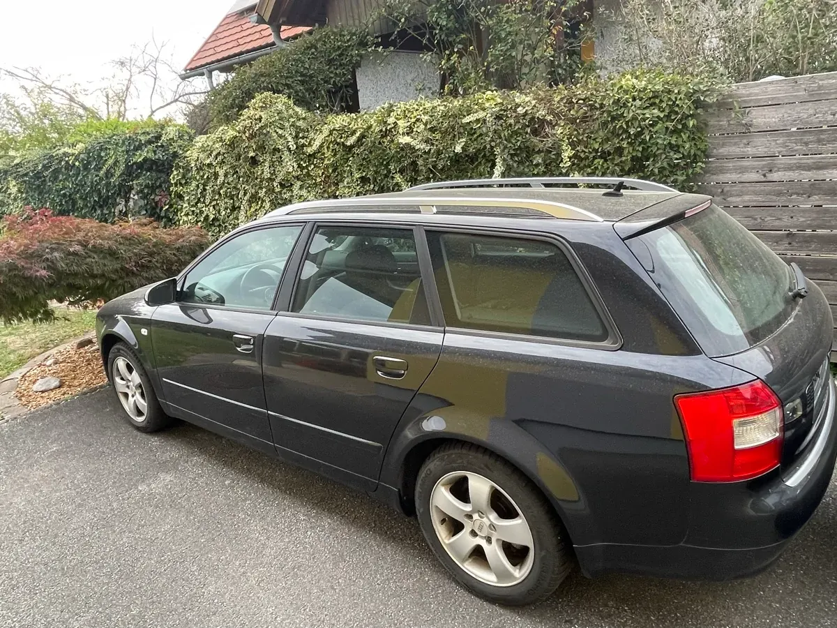 Audi A4 2002 photo 3