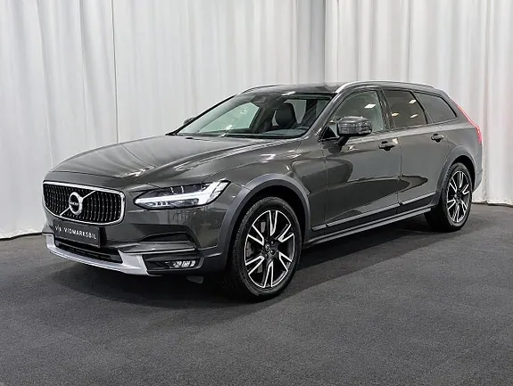 Volvo V90 Cross Country