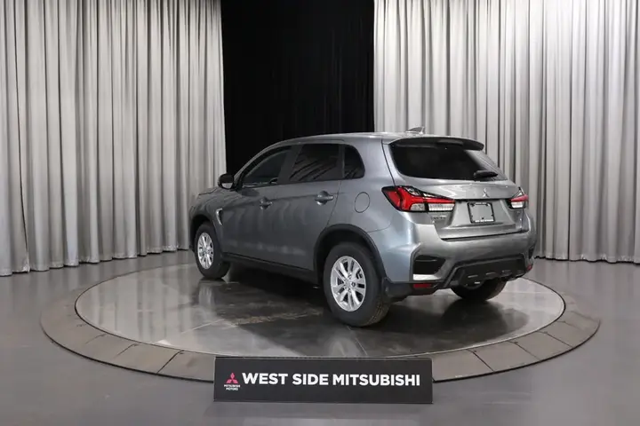 Mitsubishi Rvr 2027 photo 4