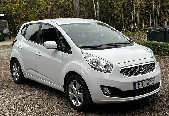 Kia Venga 2011 photo 5