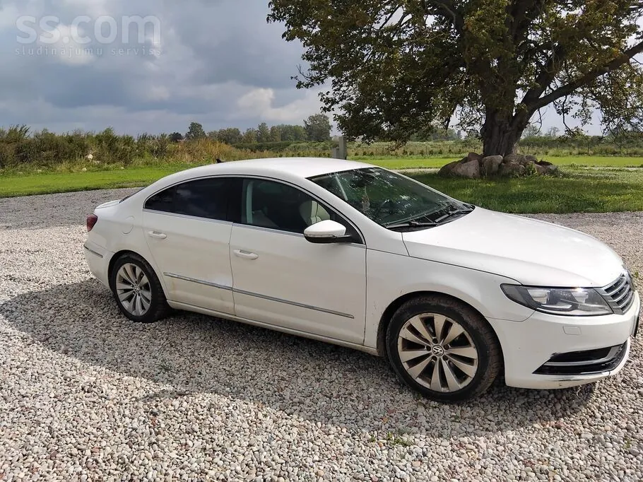 Volkswagen Passat Cc 2013 photo 2