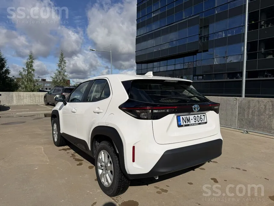 Toyota Yaris Cross 2023 photo 4