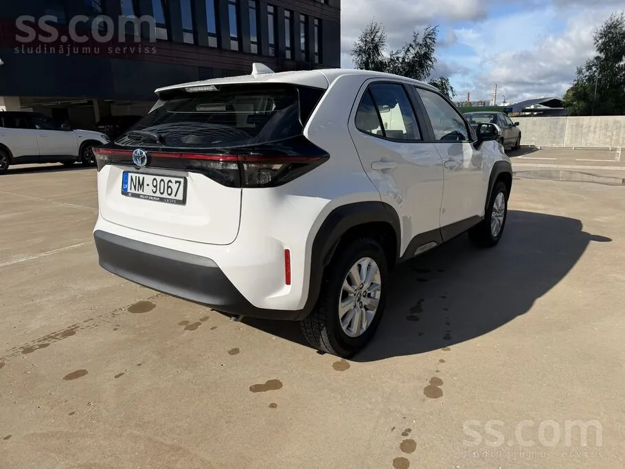 Toyota Yaris Cross 2023 photo 2