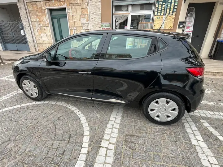 Renault Clio 2016 photo 4