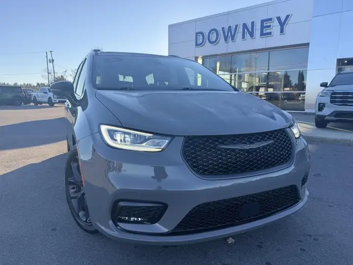 Chrysler Pacifica