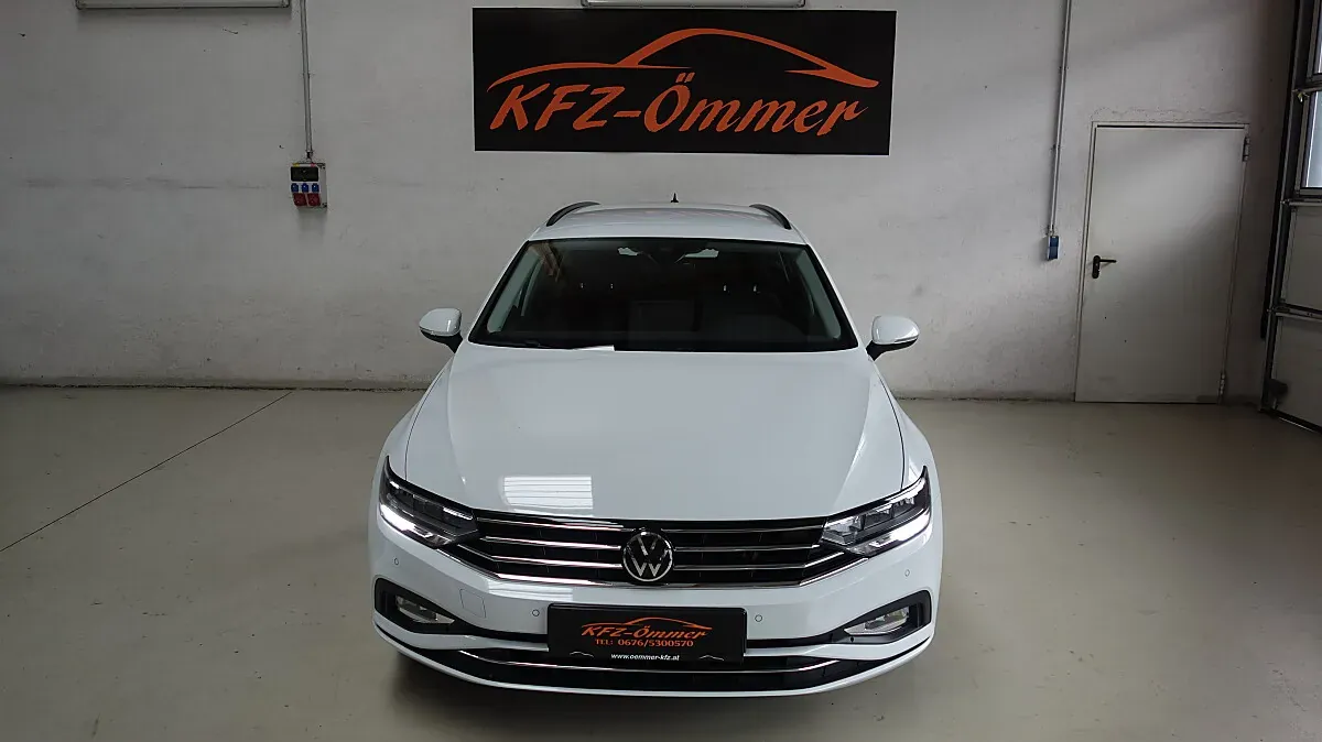 Volkswagen Passat 2023 photo 3