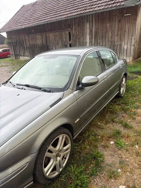 Jaguar X-Type 2004 photo 3