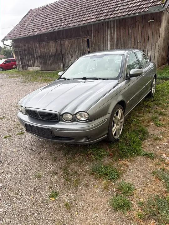 Jaguar X-Type 2004 photo 2