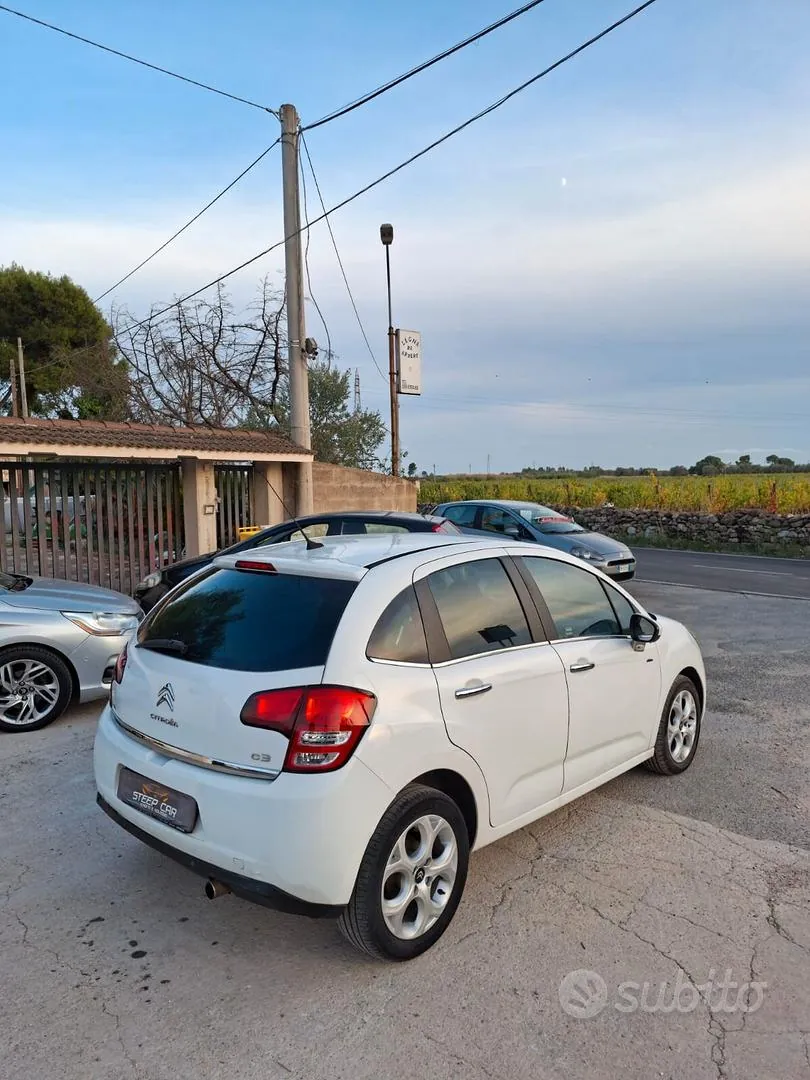 Citroen C3 2010 photo 3
