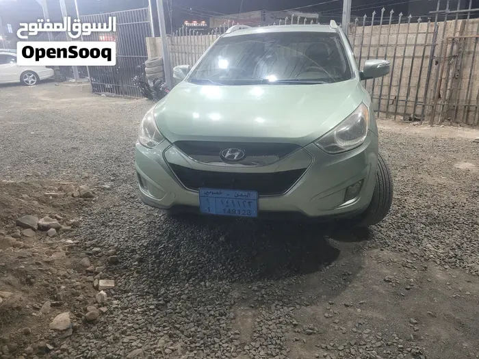 Hyundai Tucson 2012 photo 2