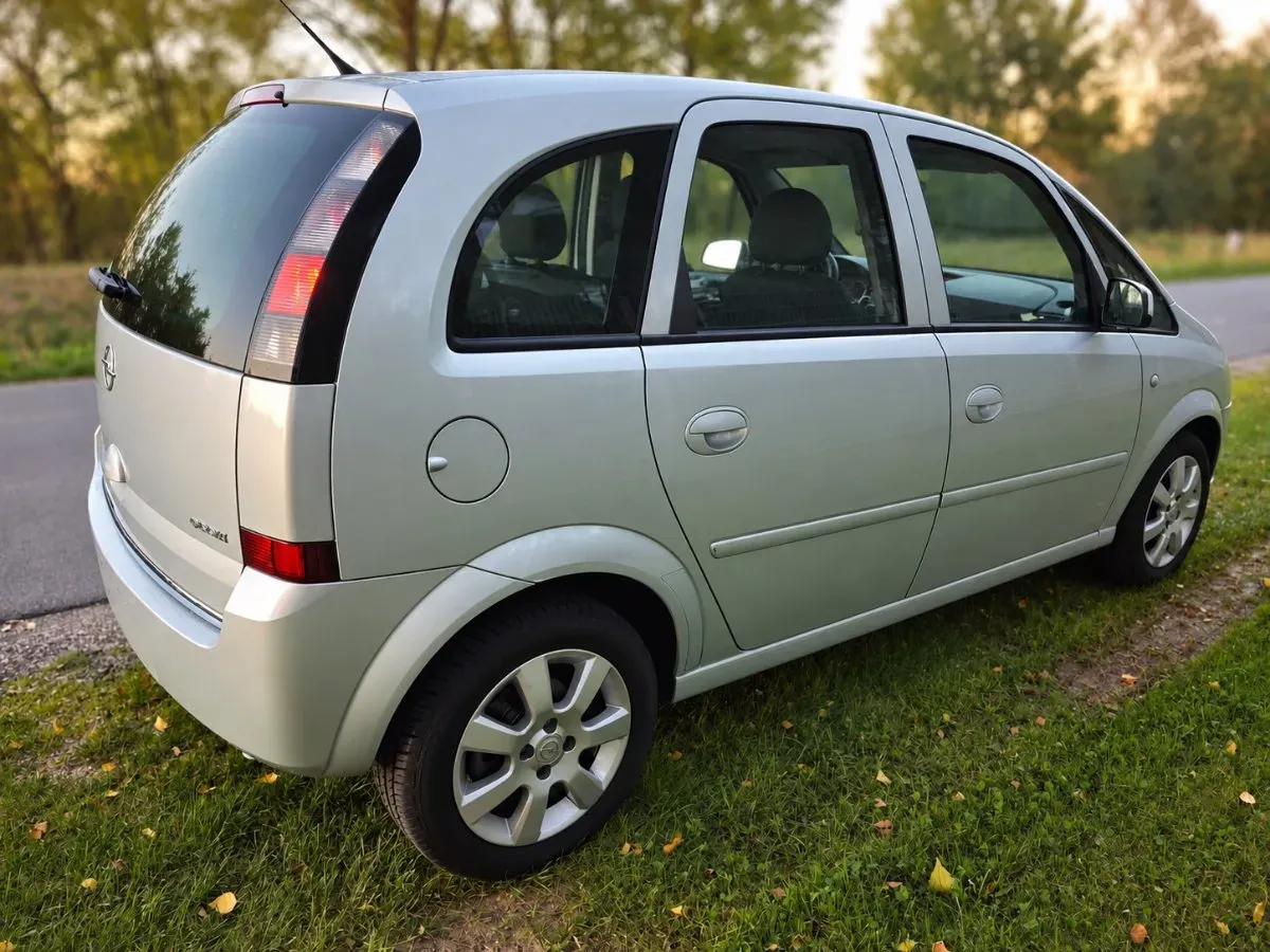 Opel Meriva 2009 photo 2