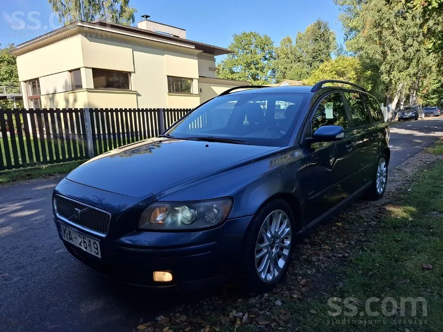 Volvo V50 2005 photo 2