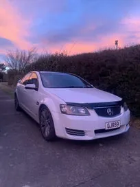 Holden Commodore 2012 photo 2