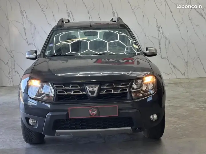 Dacia Duster 2015 photo 2