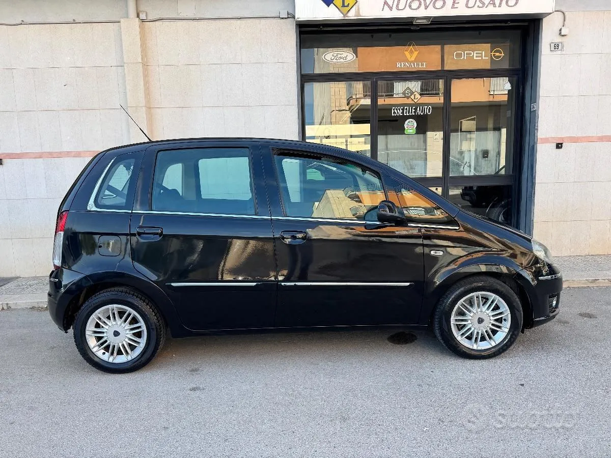 Lancia Musa 2010 photo 4