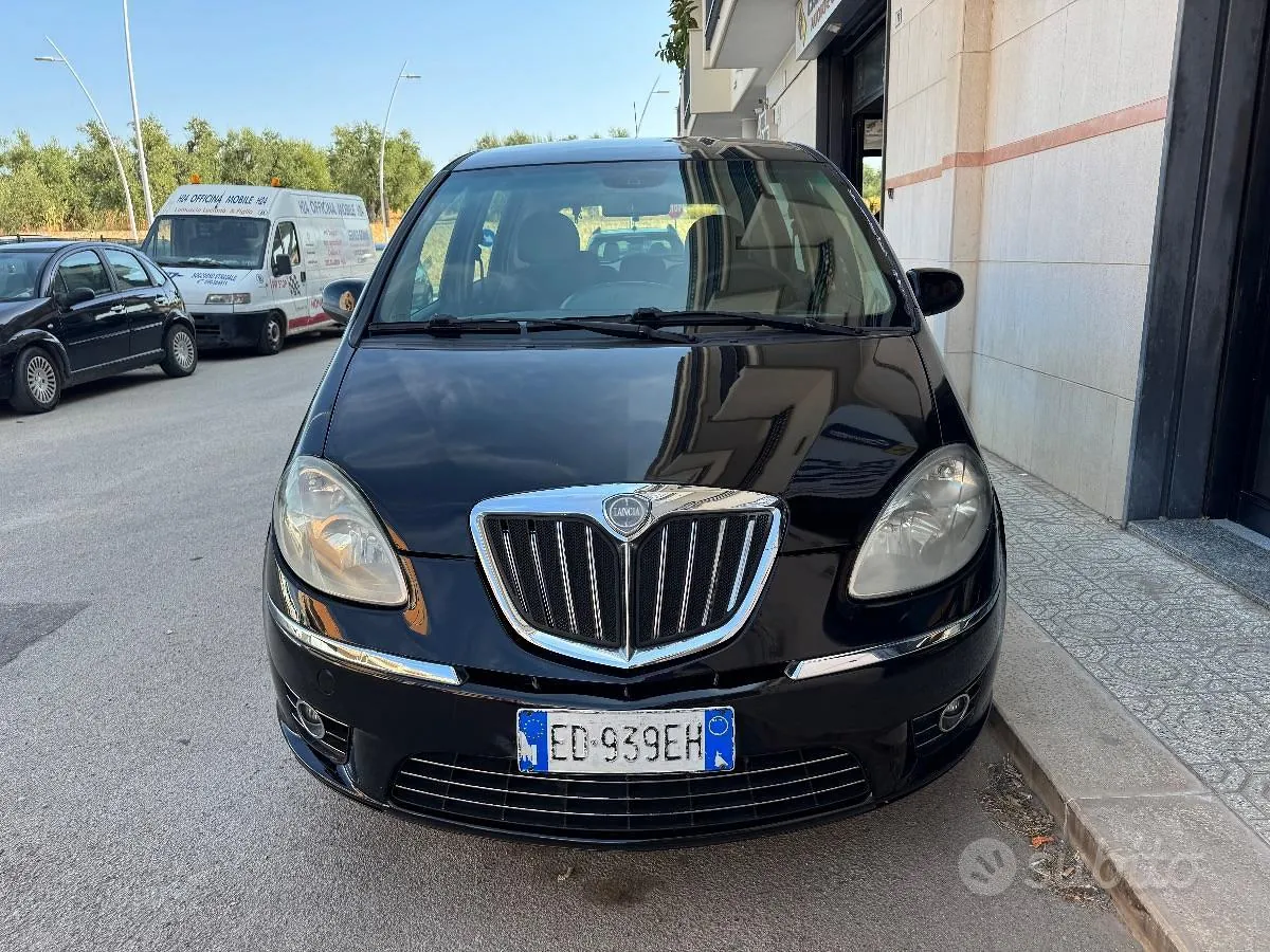 Lancia Musa 2010 photo 2