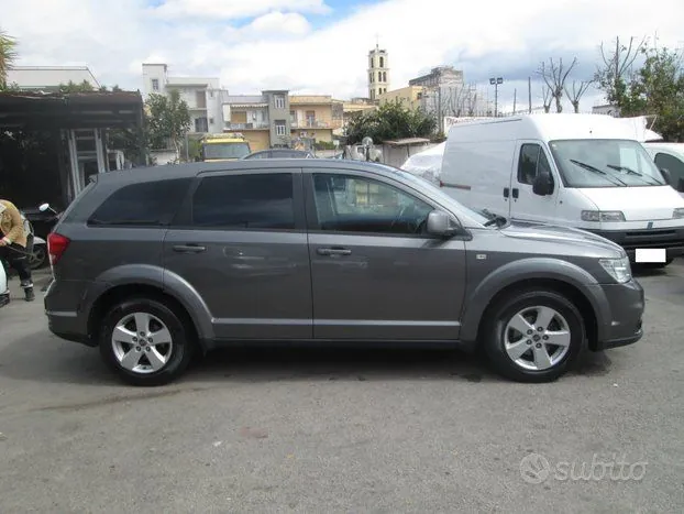 Fiat Freemont 2012 photo 4