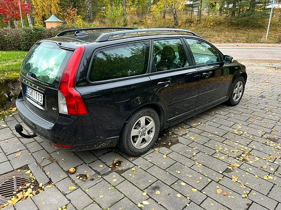 Volvo V50 2009 photo 4