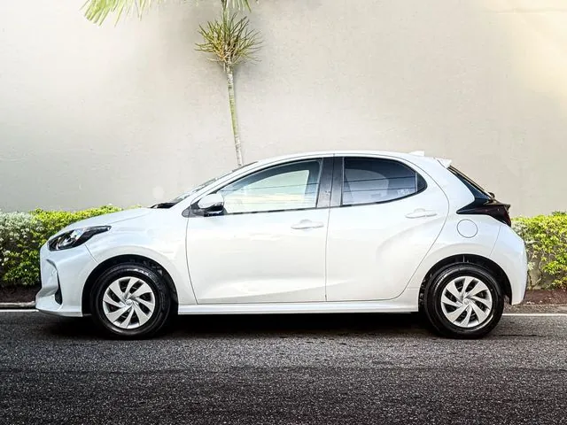 Toyota Yaris 2024 photo 3