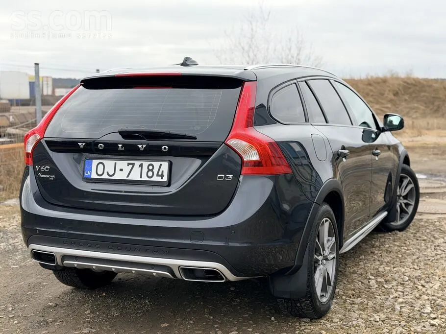 Volvo V60 2016 photo 4